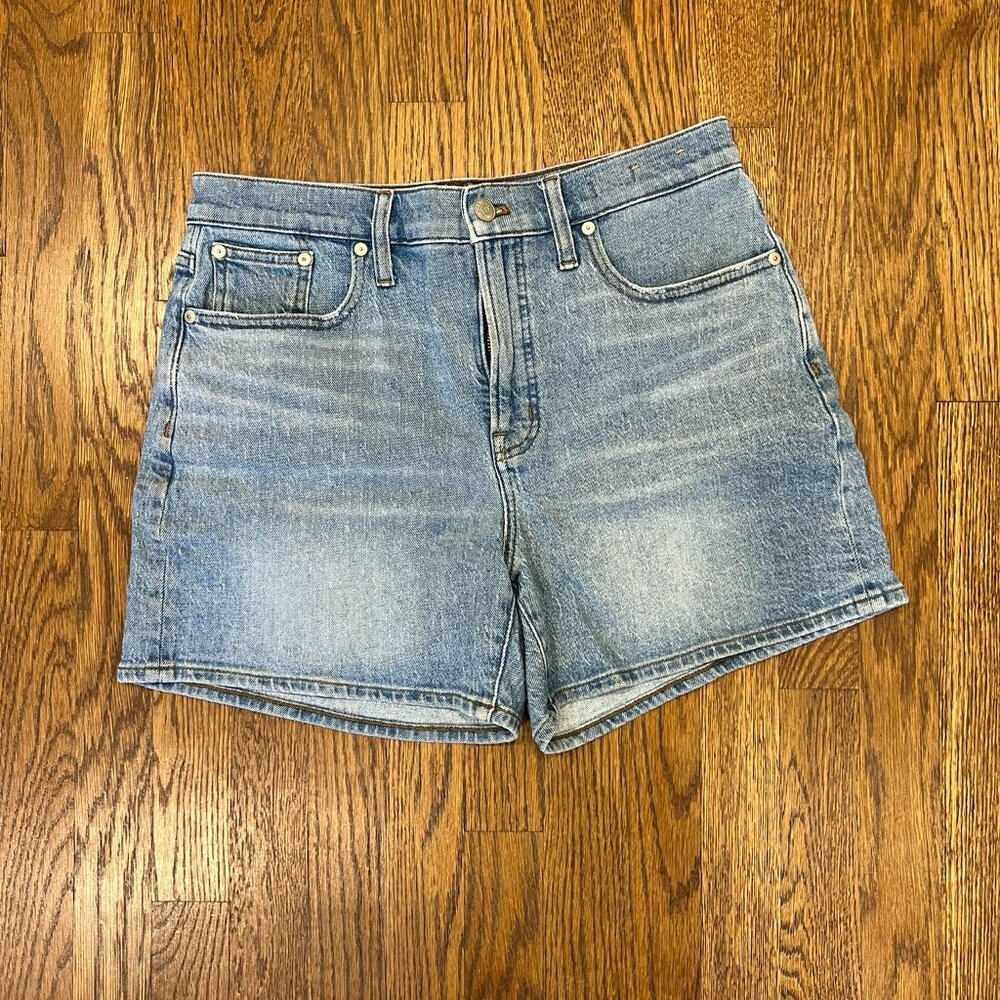 Madewell The Perfect Mid-Length Jean Short in Wainfleet Wash
